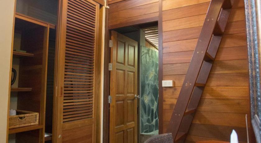 סוראט תאני 100 Islands Resort & Spa מראה חיצוני תמונה