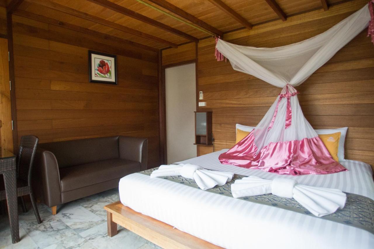 סוראט תאני 100 Islands Resort & Spa מראה חיצוני תמונה
